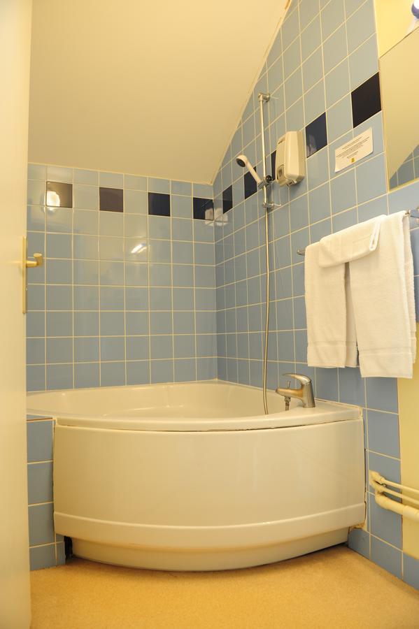 Logis Argonne Hotel Vouziers 외부 사진